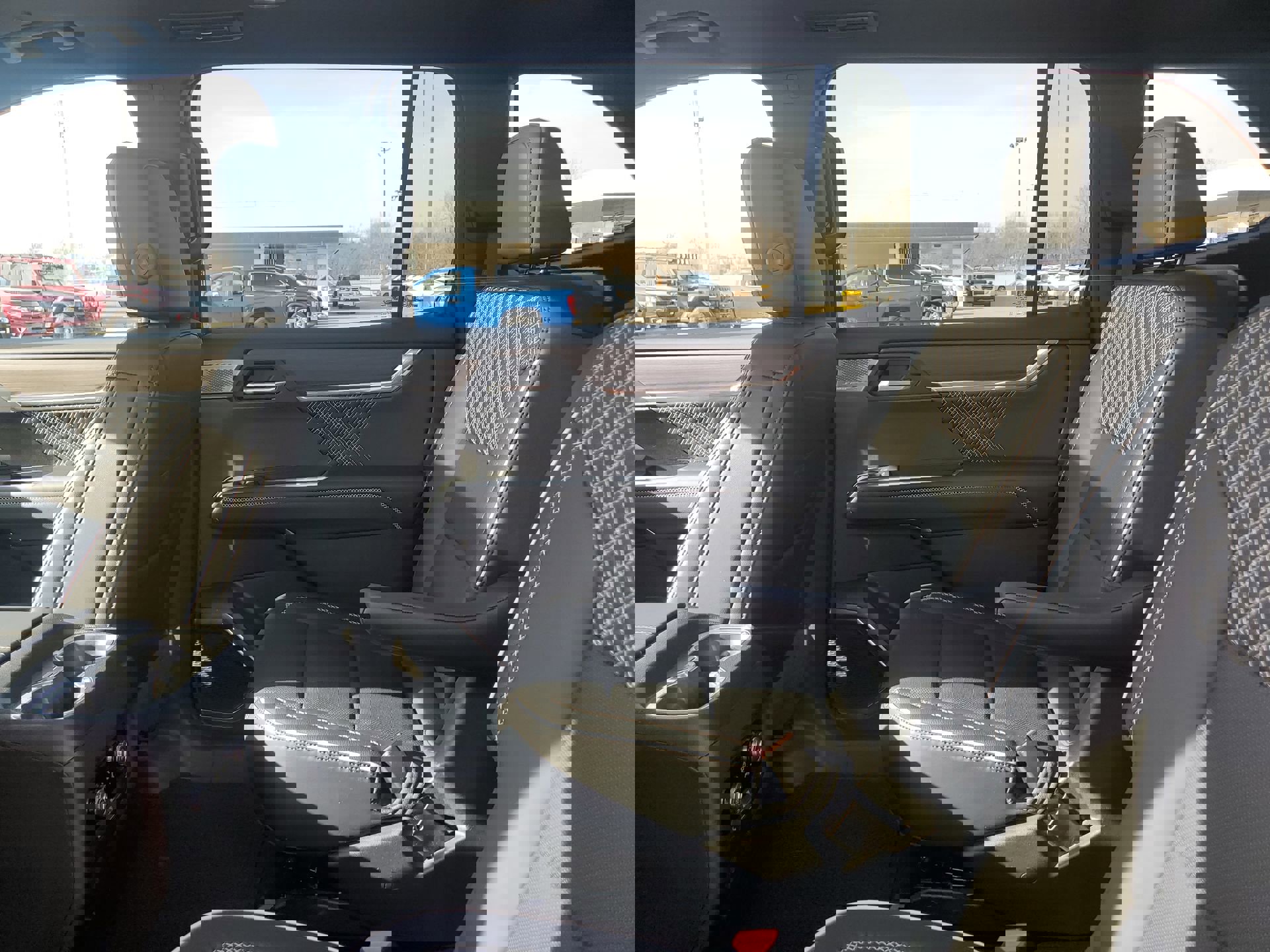 Used 2024 GMC Acadia Denali w/ Super Cruise Package image 32