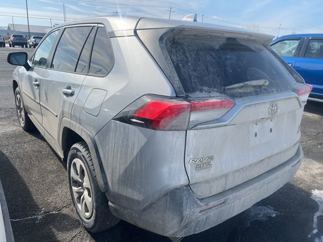 Used 2023 Toyota RAV4 LE image 4