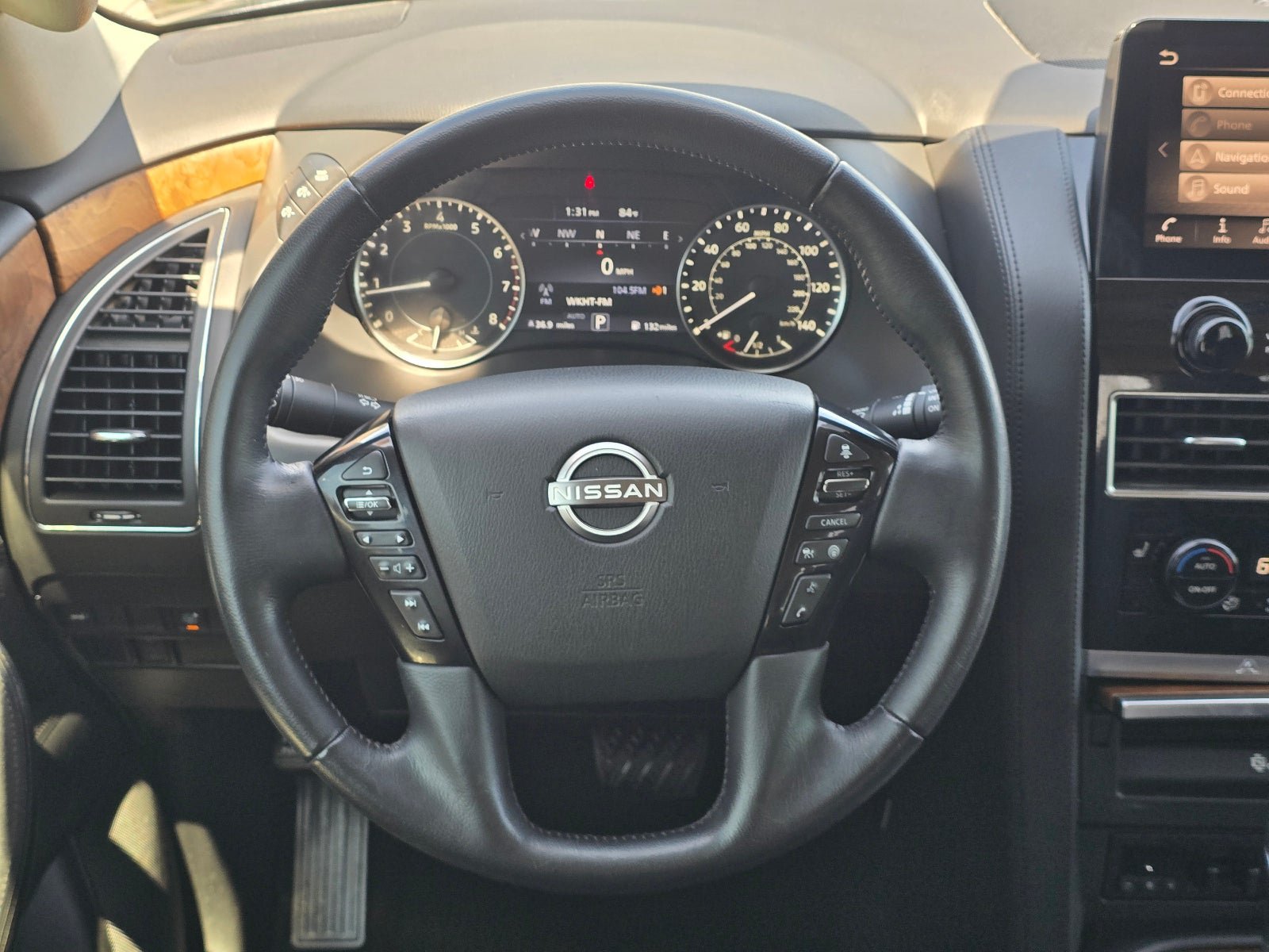 Used 2022 Nissan Armada SL AWD/4WD image 16