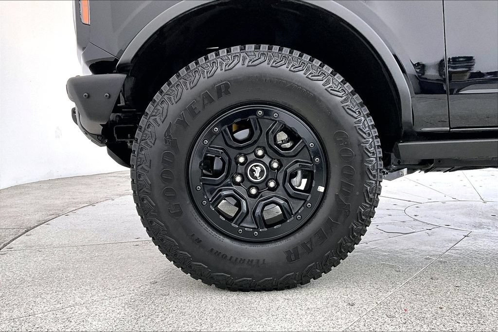 Used 2025 Ford Bronco Badlands AWD/4WD image 11
