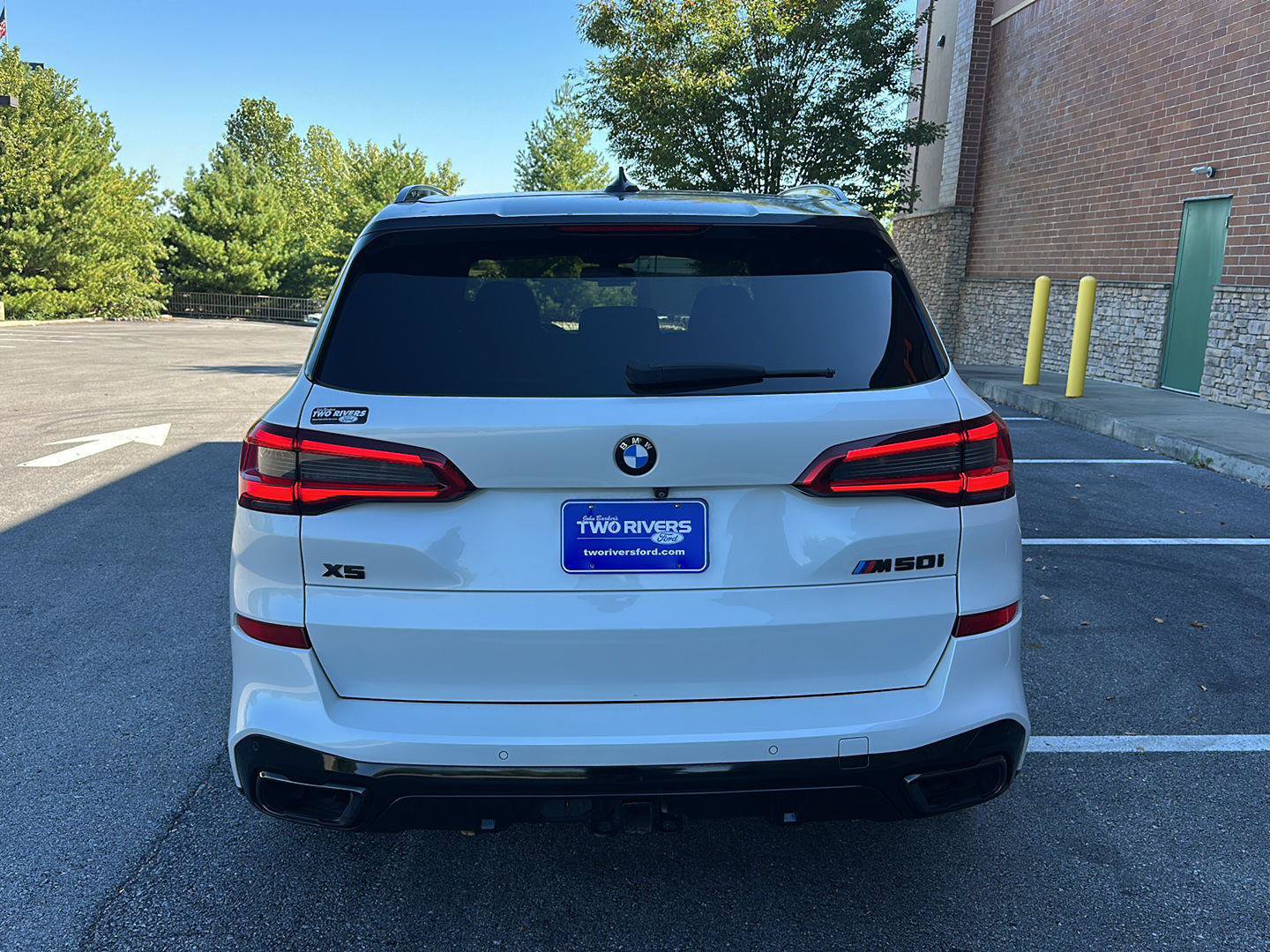 Used 2020 BMW X5 M50i w/ Executive Package AWD/4WD image 4