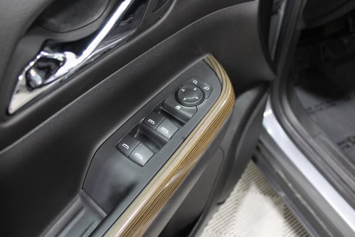Used 2022 GMC Acadia SLE AWD/4WD image 18
