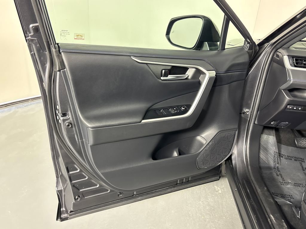 Used 2021 Toyota RAV4 XSE image 26