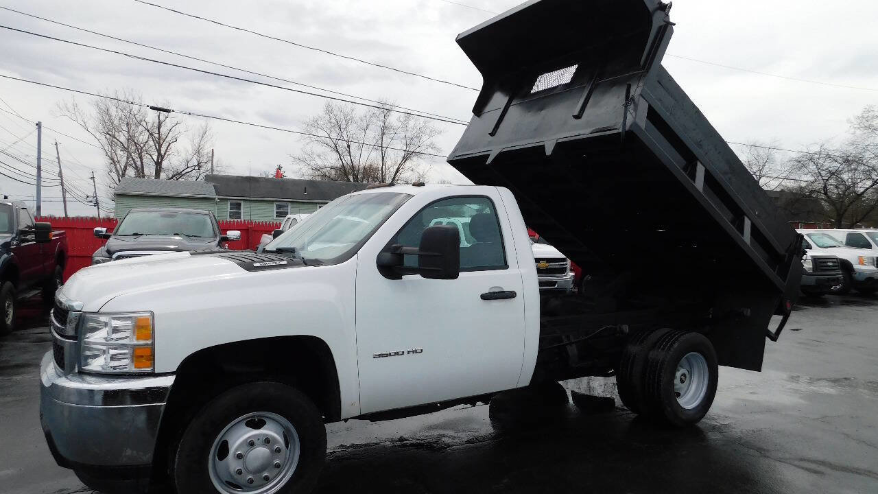 Used 2013 Chevrolet Silverado 3500 W/T w/ Snow Plow Prep Package image 17