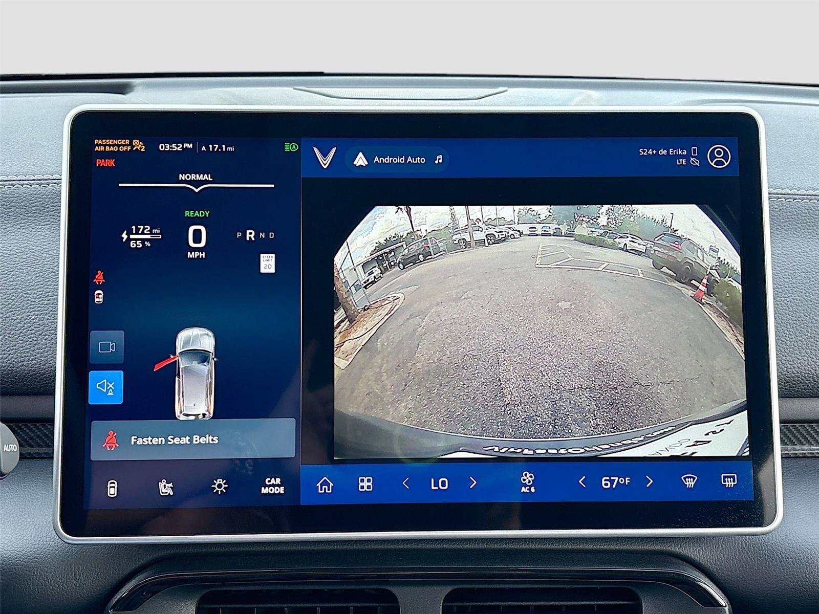 New 2025 VinFast VF 8 Eco image 14