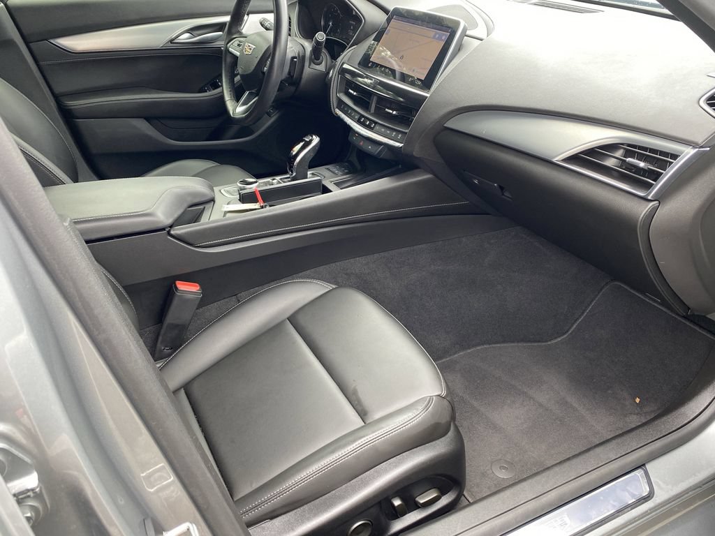Used 2023 Cadillac CT5 Luxury w/ Sun And Sound Package RWD image 34