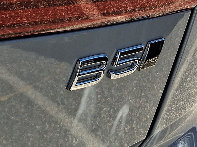 New 2026 Volvo XC60 B5 Plus w/ Climate Package AWD/4WD image 10
