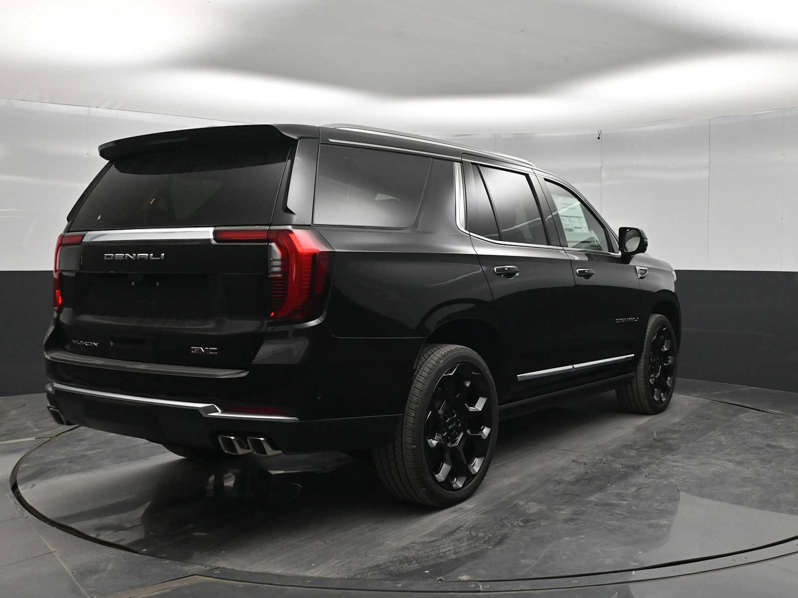 New 2027 GMC Yukon Denali w/ Denali Reserve Package AWD/4WD image 7