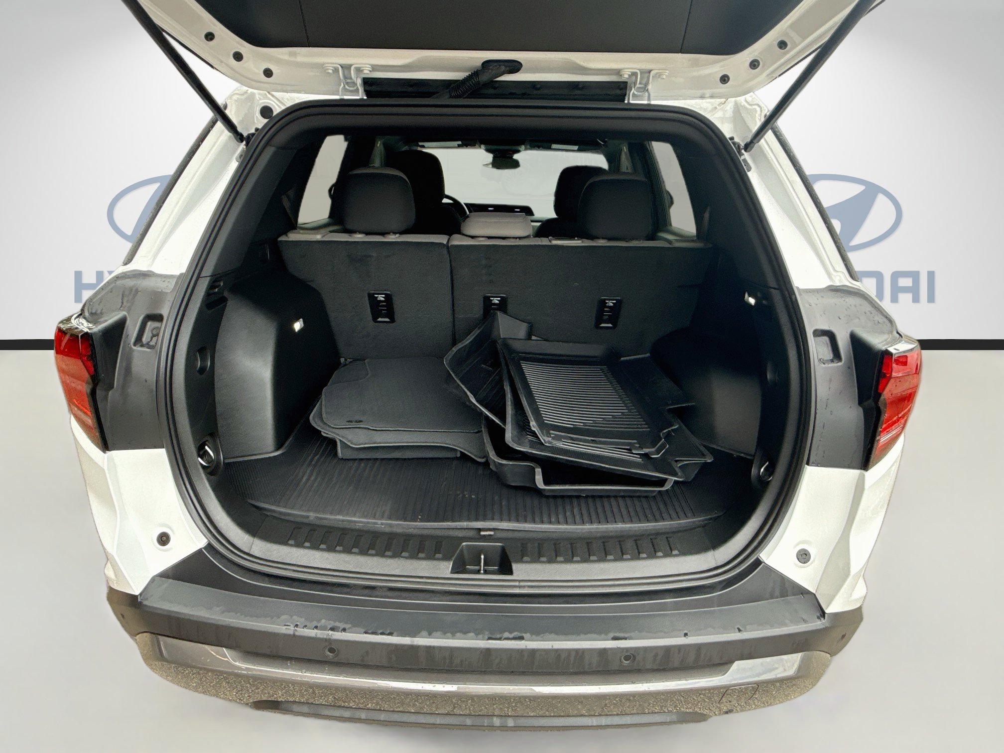 Used 2026 GMC Terrain Elevation w/ LPO, Floor Liner Package FWD image 24