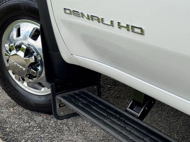 Used 2025 GMC Sierra 3500 Denali w/ Denali Reserve Package image 16