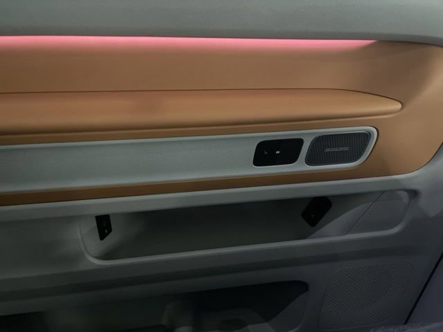 New 2025 Volkswagen ID. Buzz 1st Edition image 19