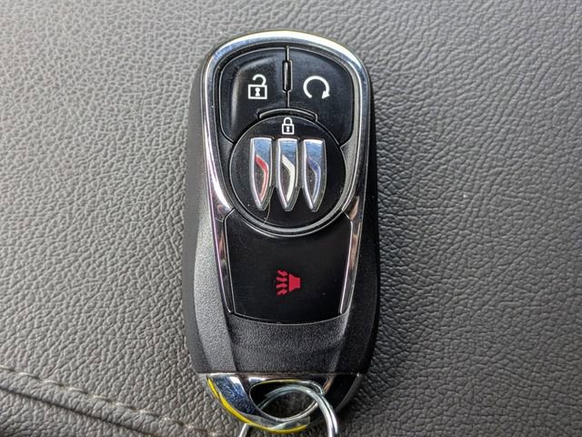 Used 2025 Buick Envista Preferred FWD image 32