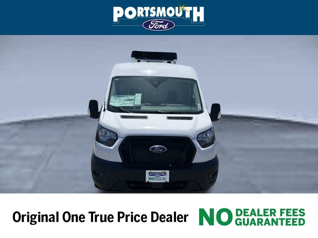 New 2025 Ford Transit 250 148 Medium Roof Extended AWD image 28