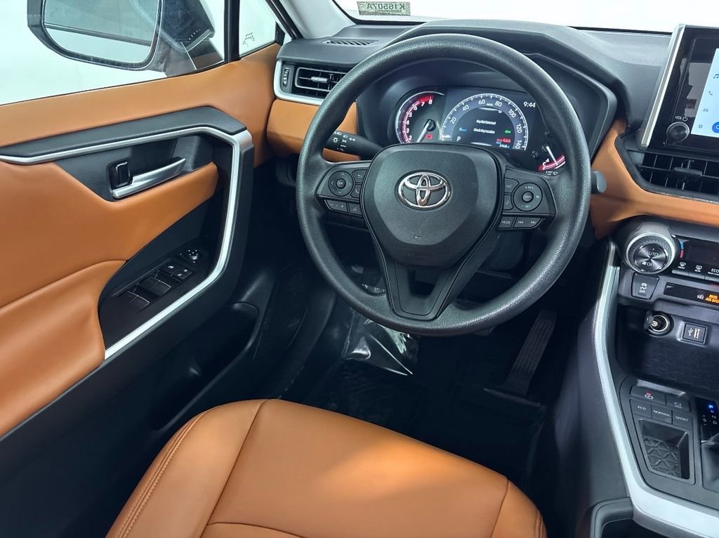 Certified 2025 Toyota RAV4 XLE w/ Convenience Package image 26
