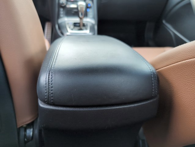 Used 2015 Hyundai Genesis 3.8 image 18