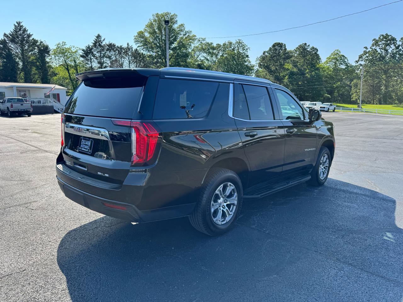 Used 2022 GMC Yukon SLE image 6