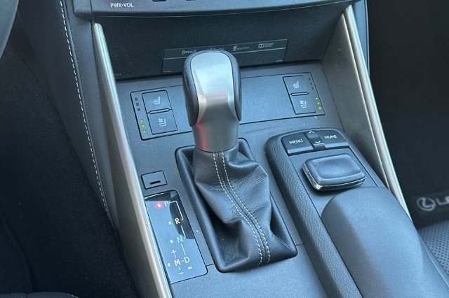 Used 2016 Lexus IS 200t w/ Navigation System Package RWD image 24