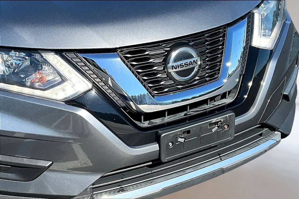 Used 2018 Nissan Rogue S AWD/4WD image 30