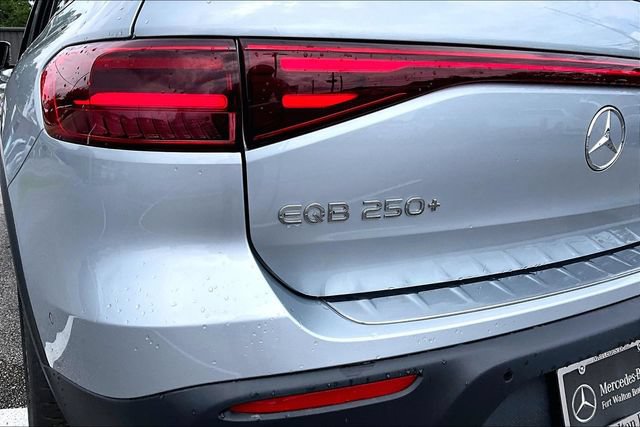 Certified 2025 Mercedes-Benz EQB 250+ image 27