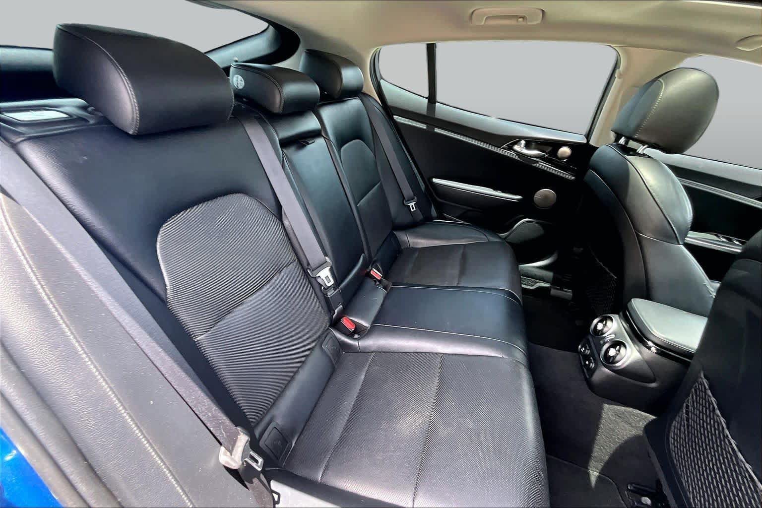 Used 2019 Kia Stinger Premium RWD image 19