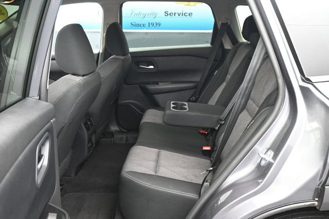 Used 2025 Nissan Rogue SV FWD image 10