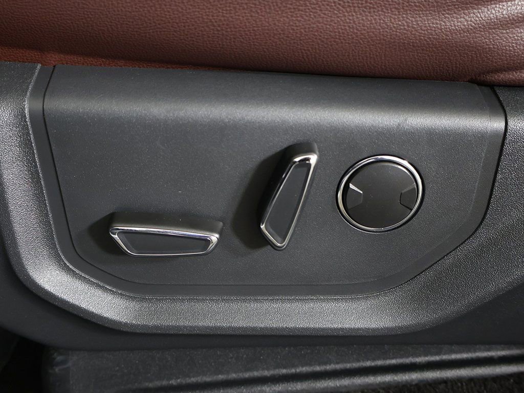 Used 2023 Ford Expedition Max Limited image 39