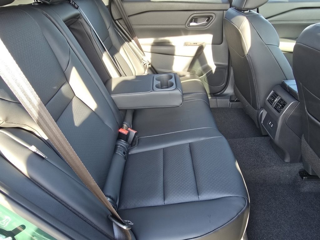 New 2026 Nissan Rogue SV image 12