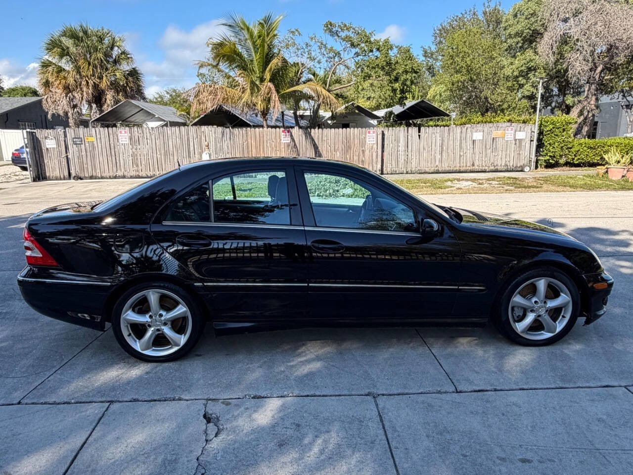 Used 2006 Mercedes-Benz C 230 Sedan image 6