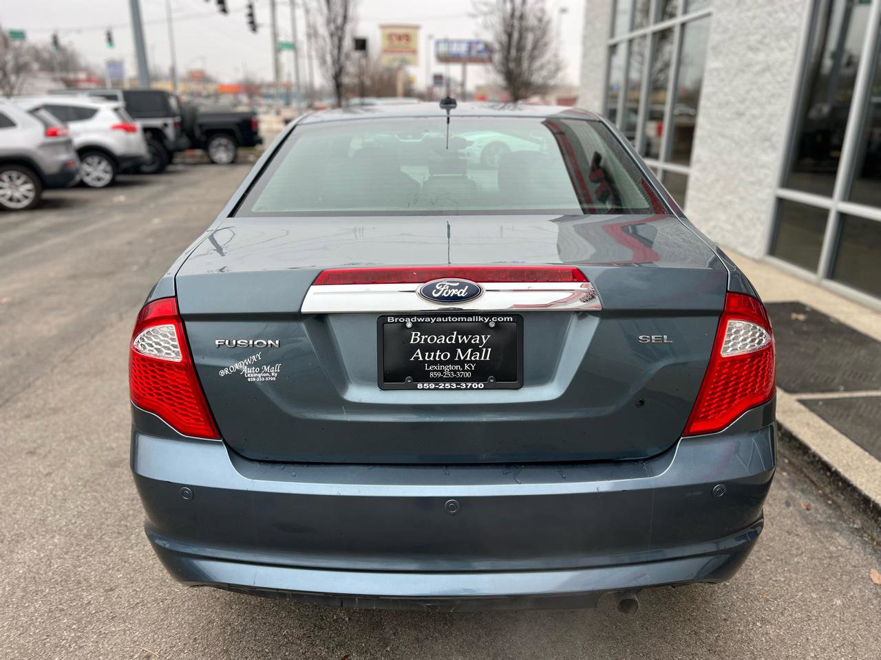 Used 2012 Ford Fusion SEL FWD image 5
