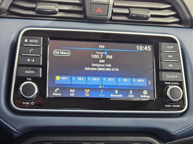 Used 2025 Nissan Versa SV image 16