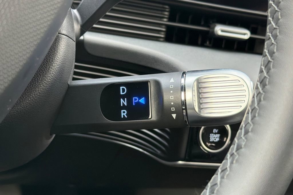 New 2026 Hyundai Ioniq 5 SE image 20