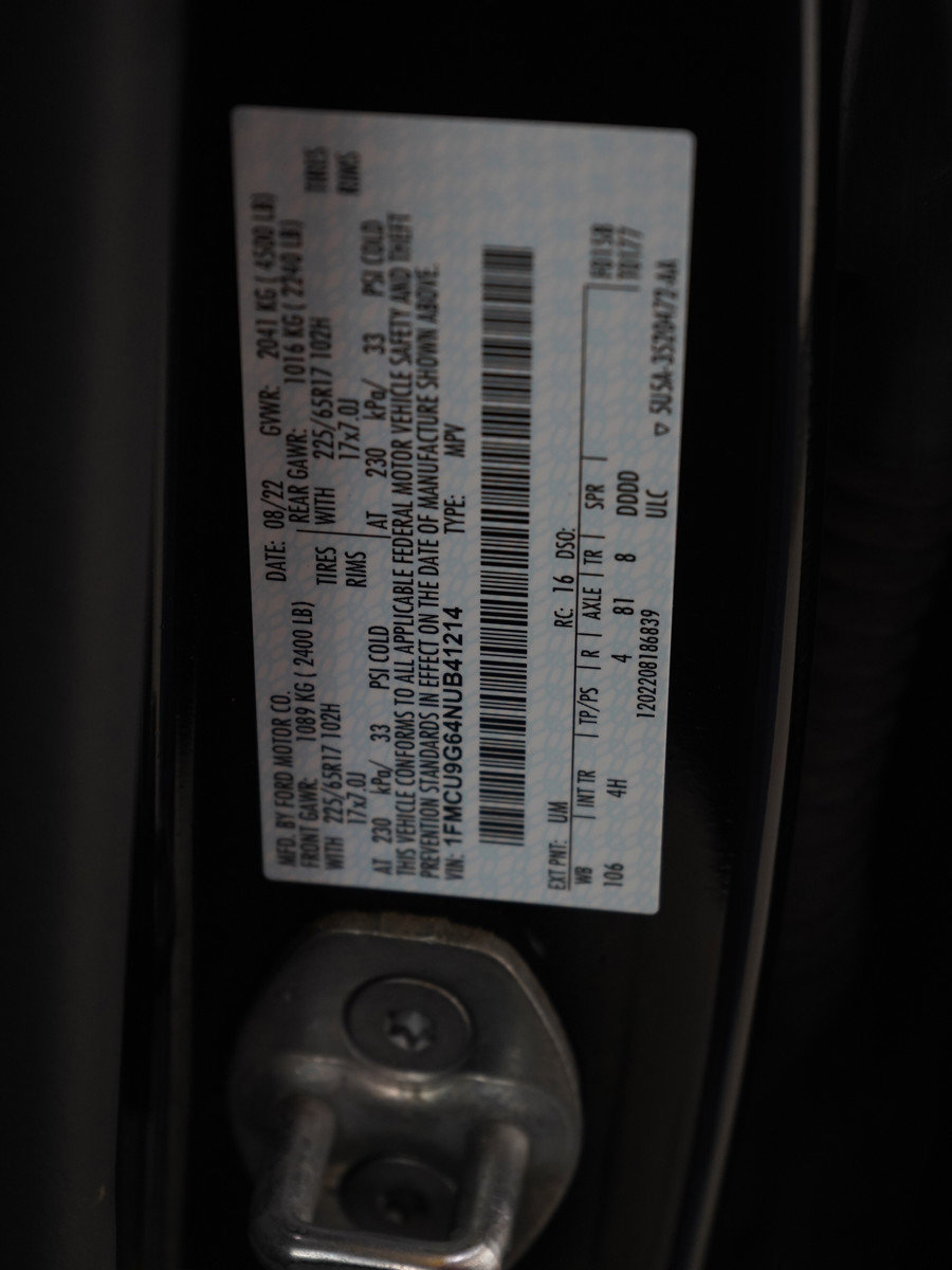 Used 2022 Ford Escape SE image 27