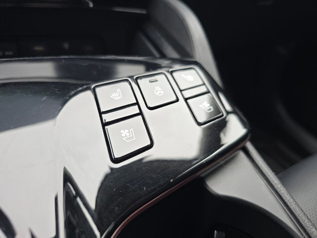 Used 2023 Kia Sportage SX Prestige image 28