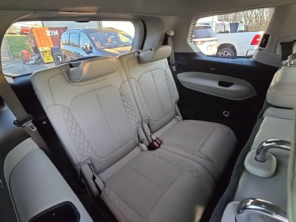 Used 2021 Jeep Grand Cherokee L Summit w/ Advanced Protech Group IV image 20