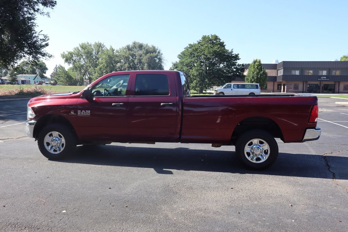 Used 2018 RAM 2500 Tradesman w/ Chrome Appearance Group AWD/4WD image 9