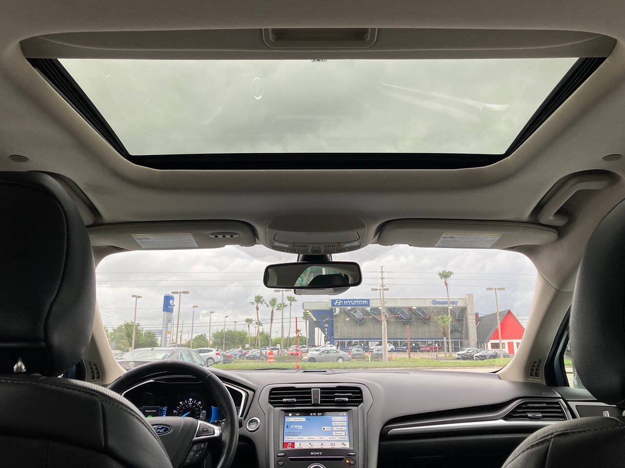 Used 2019 Ford Fusion Titanium FWD image 19