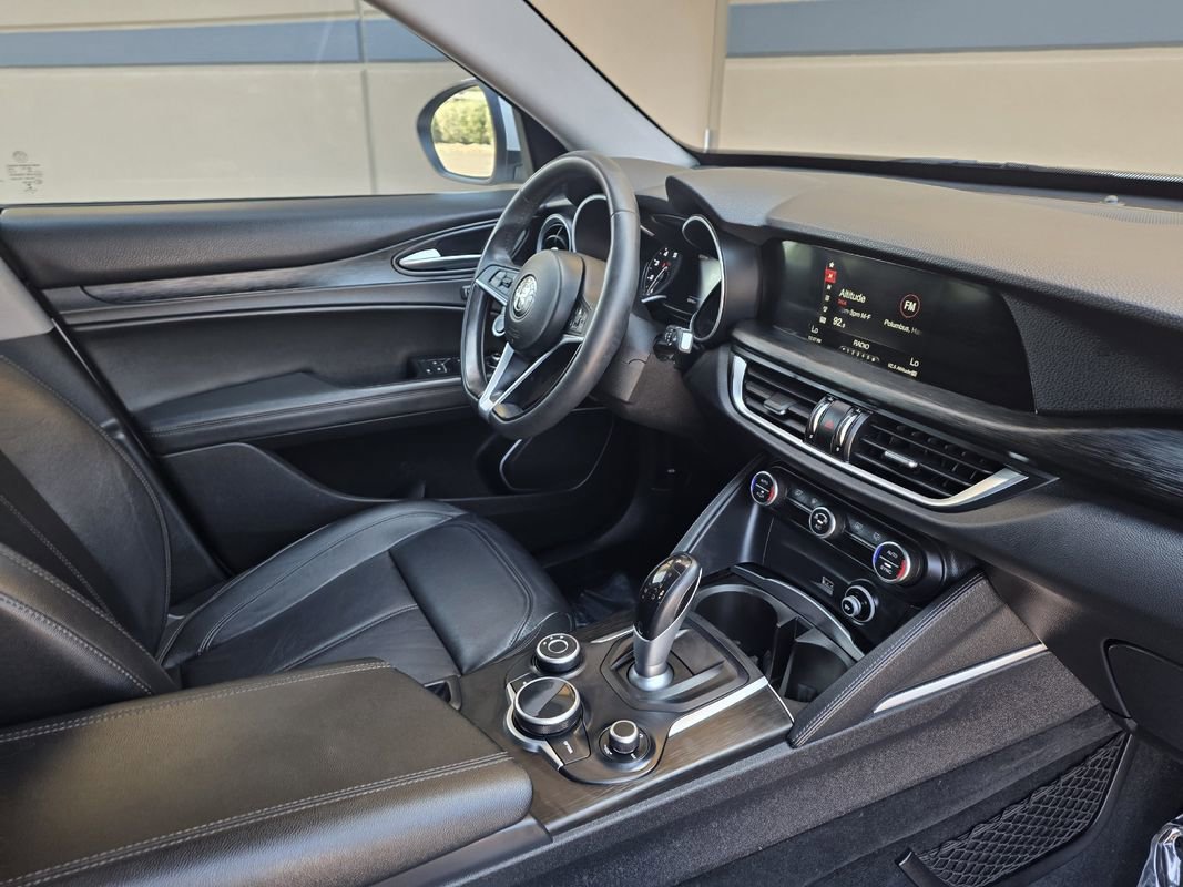 Used 2019 Alfa Romeo Stelvio RWD image 21