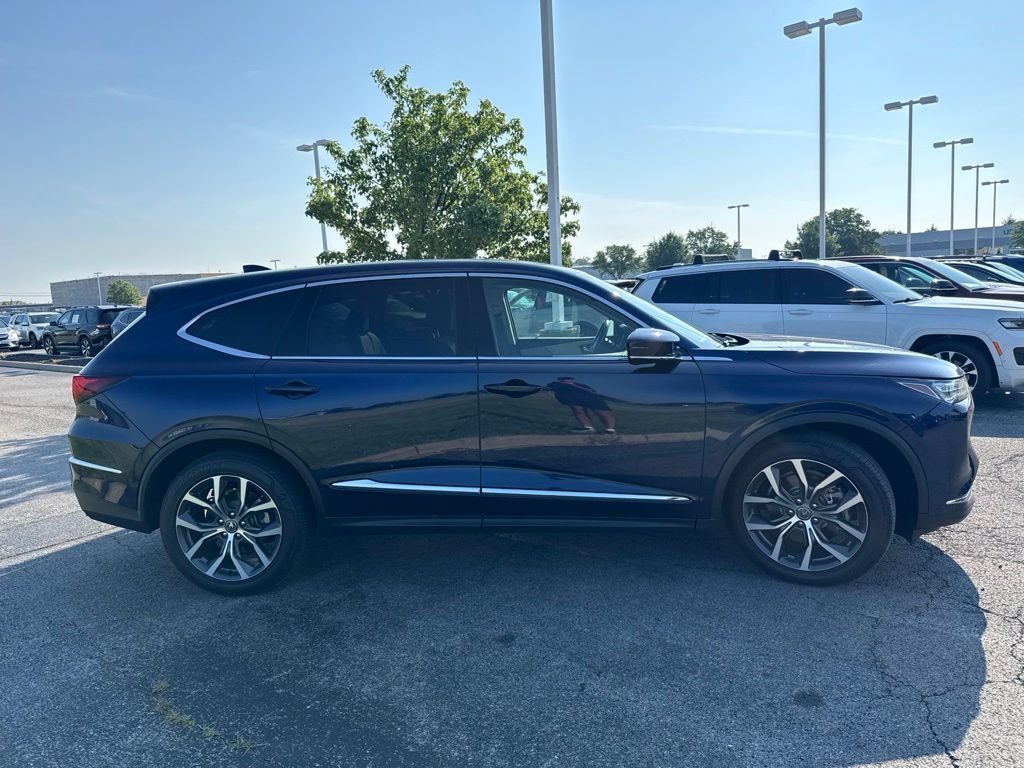 Used 2024 Acura MDX SH-AWD w/ Technology Package image 8