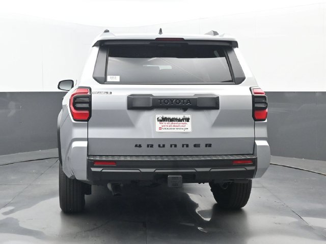 New 2026 Toyota 4Runner SR5 AWD/4WD image 33