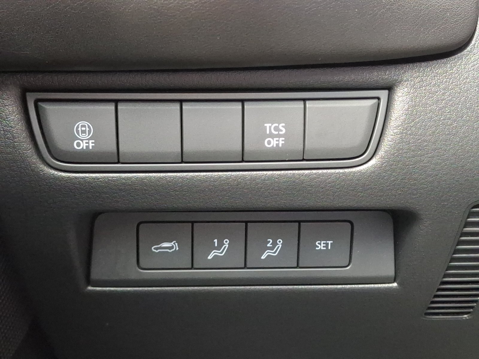 Certified 2025 MAZDA CX-50 AWD 2.5 S w/ Weather Package image 24