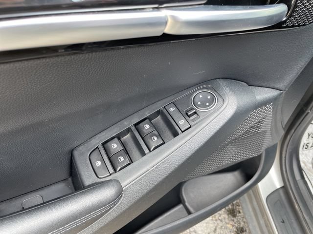 Certified 2023 Kia Seltos S w/ Navigation Package AWD/4WD image 23