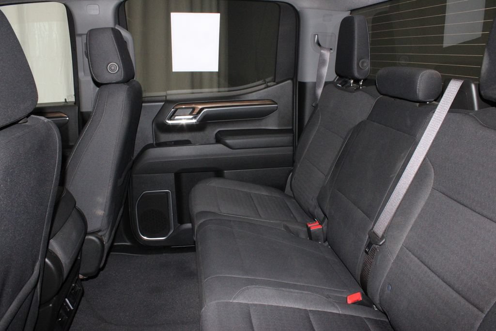 Used 2024 Chevrolet Silverado 1500 LT AWD/4WD image 21