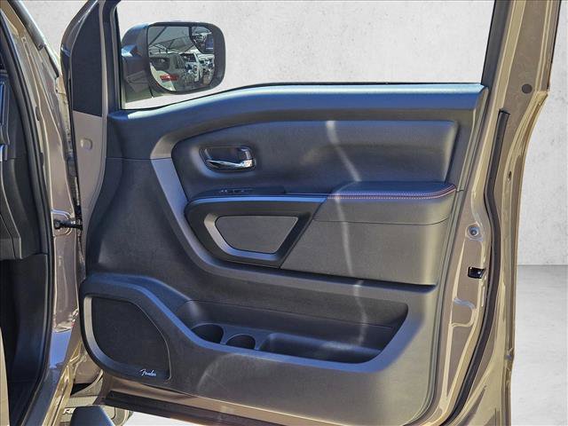 Used 2021 Nissan Titan PRO-4X w/ Pro-4x Convenience Package AWD/4WD image 10