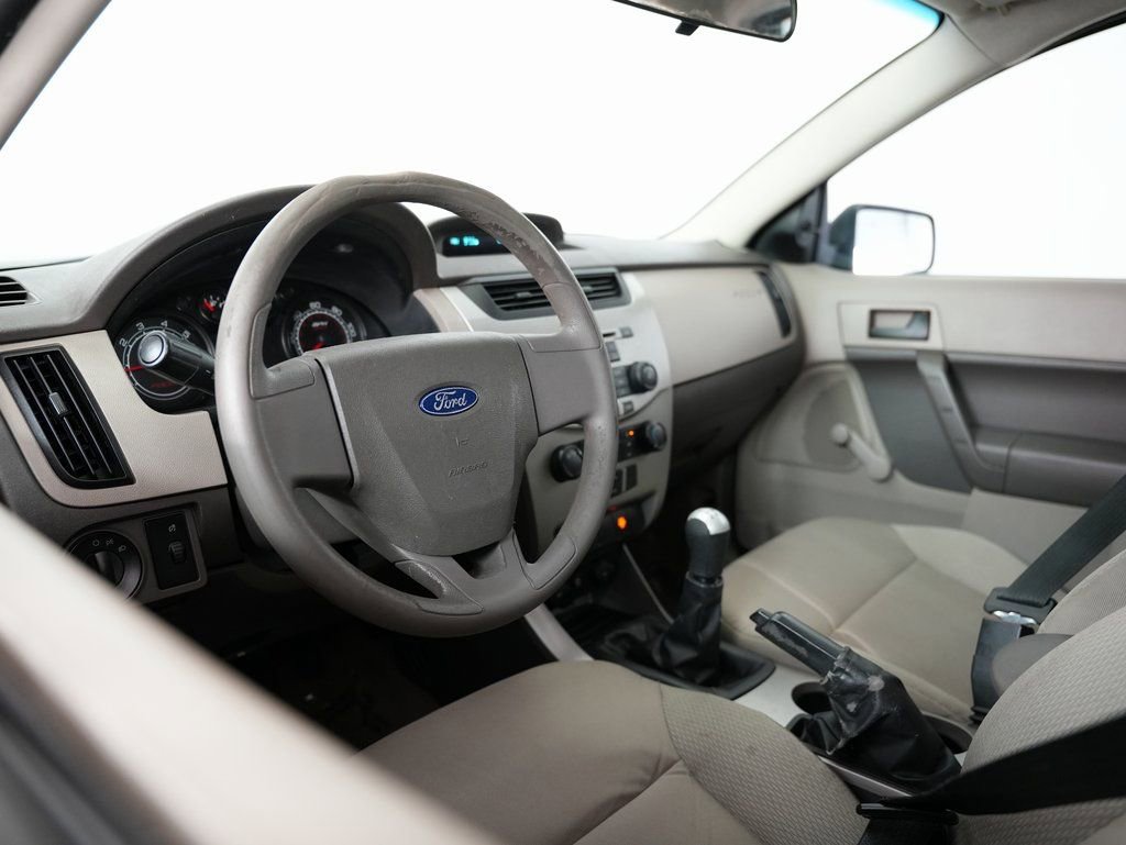 Used 2009 Ford Focus S image 6