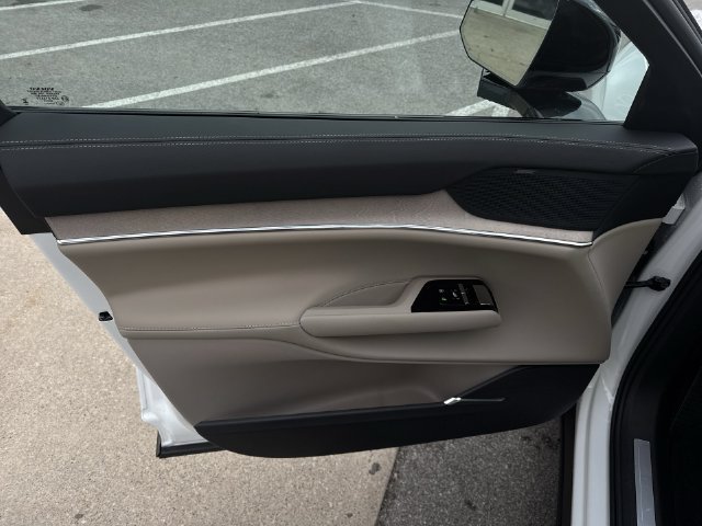 New 2025 Volvo EX90 Plus AWD/4WD image 23