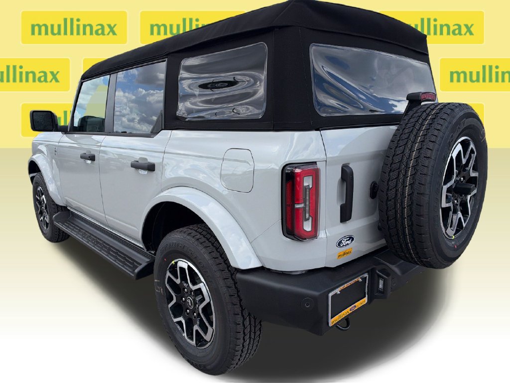 New 2026 Ford Bronco Outer Banks AWD/4WD image 4