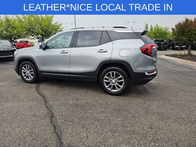 Used 2024 GMC Terrain SLT FWD image 14
