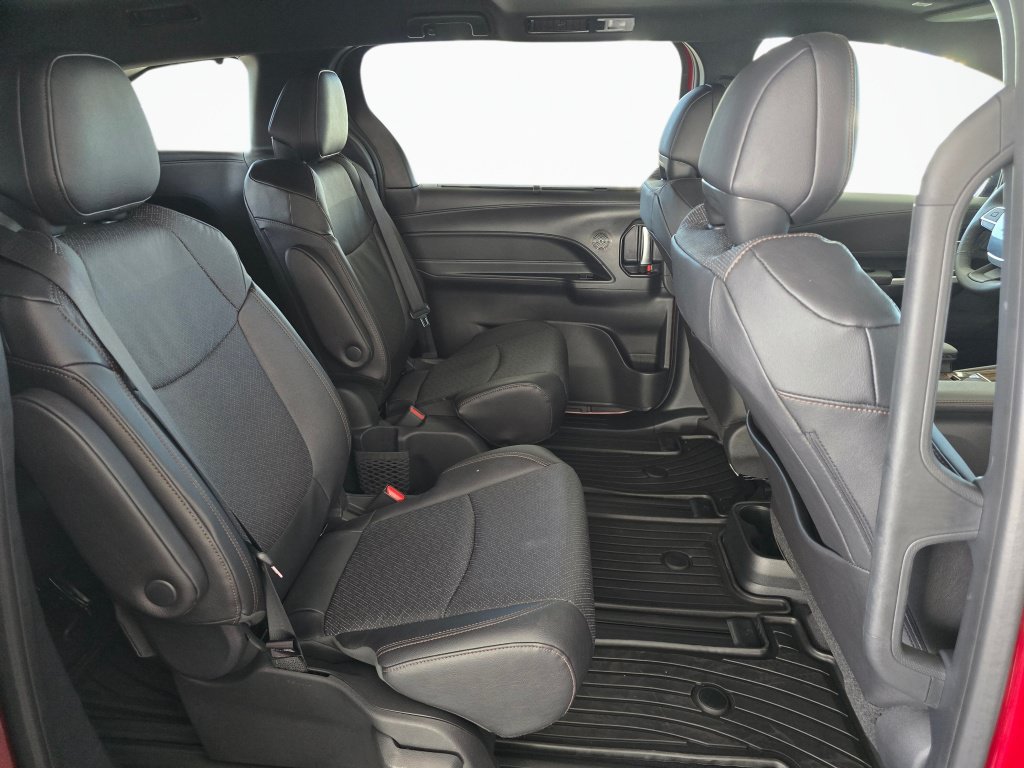 New 2026 Toyota Sienna Limited AWD/4WD image 37