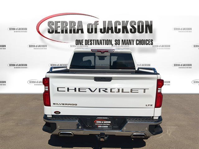 Used 2020 Chevrolet Silverado 1500 LTZ AWD/4WD image 7