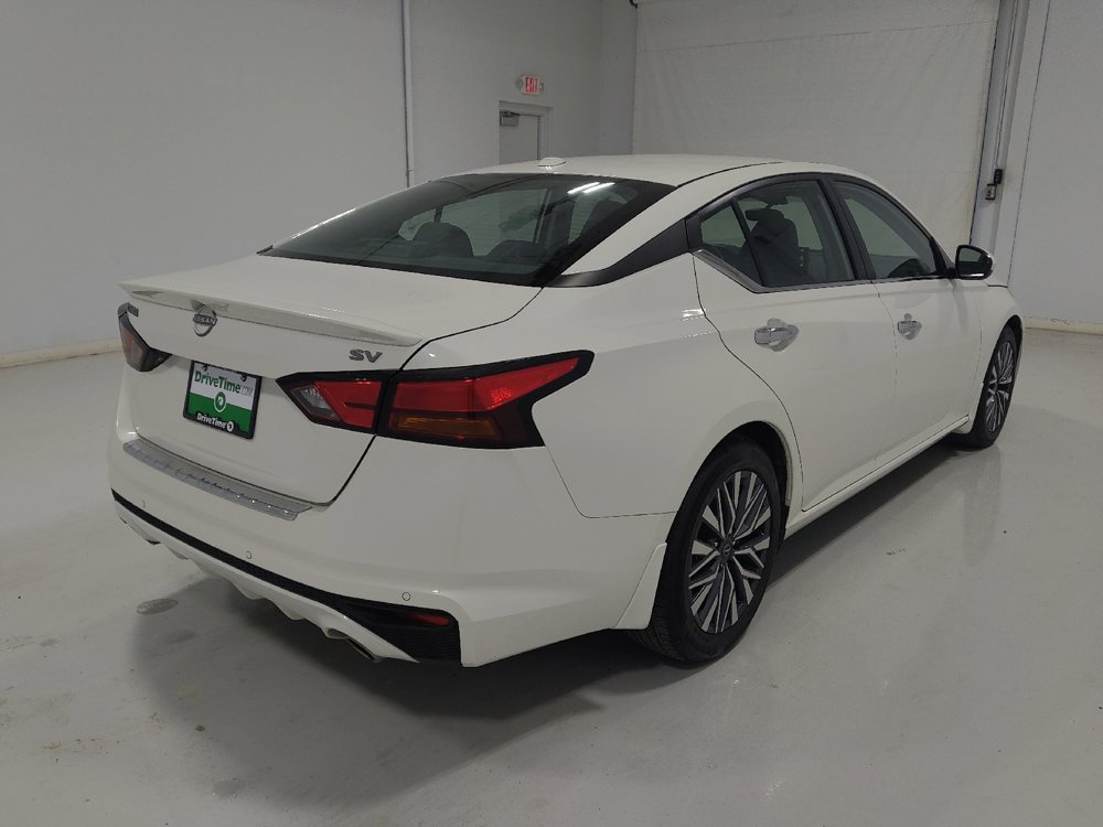 Used 2023 Nissan Altima 2.5 SV w/ SV Premium Package FWD image 9